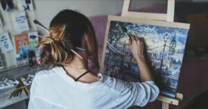 Mijn vrouw is een maand weggegaan om zich te concentreren op haar kunst – toen kreeg ik een anoniem e-mailbericht met de tekst: 'Je verdient het om de waarheid te weten'.