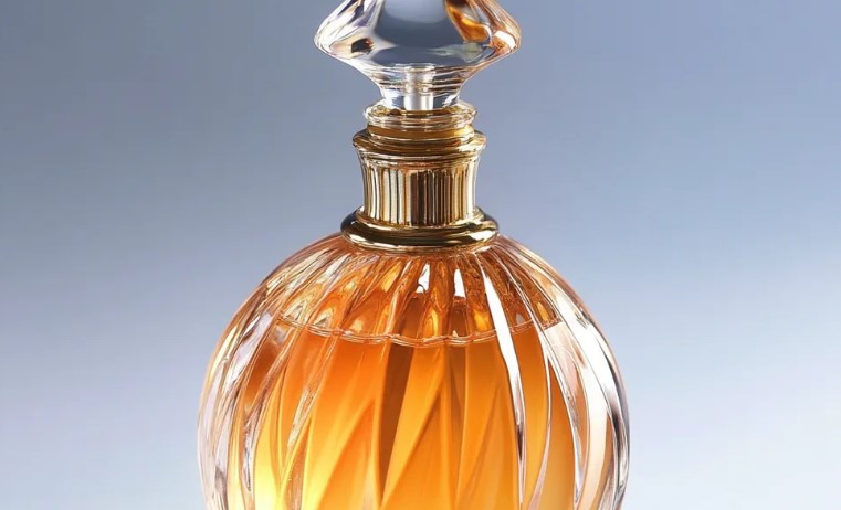 Mijn man zwoer dat hij vergeten was mij het parfum te geven dat ik in zijn jas had gevonden, maar de volgende dag zag mijn zus het en zei: "Dat is mijn favoriet."
