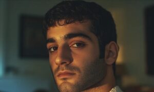 Ik vroeg mijn man om geld voor werkkleding na mijn zwangerschapsverlof — hij antwoordde: "Zoek een baan als schoonmaker, daar heb je geen nette kleding nodig."
