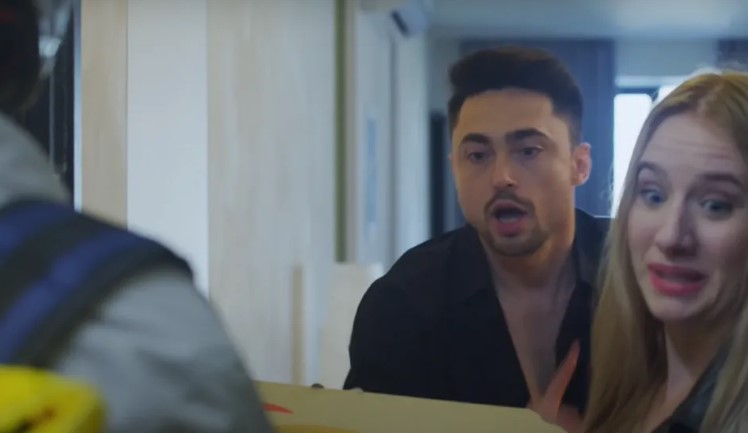 Ontrouwe echtgenoot had niet verwacht dat een gewone pizzadoos hem zou ontmaskeren – verhaal van de dag