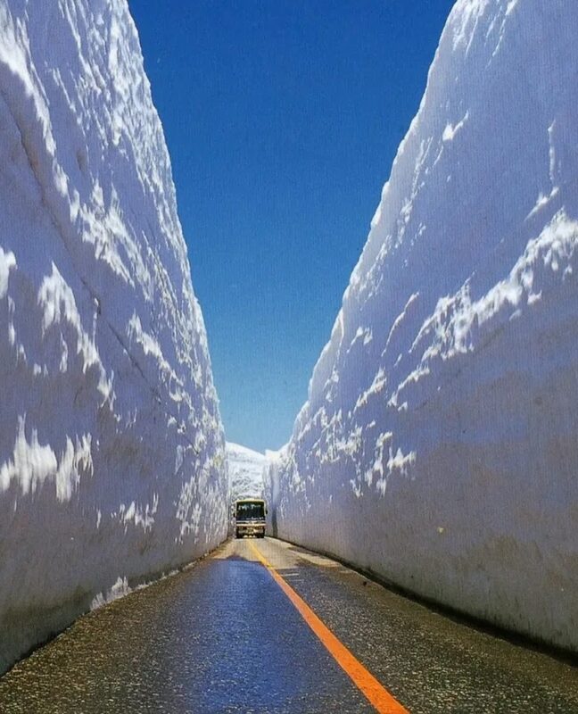 De Tateyama Kurobe Alpine Route: Een Unieke Reis door de Noordelijke Alpen van Japan