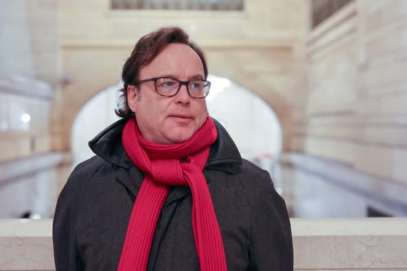 Waardeloze dwaasheden: Het leven van een bibliothecaris in de schaduw van moeilijkheden