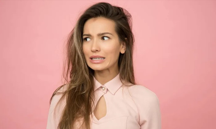 Mijn kleindochter zei dat haar bruiloft 'voor haar vrienden' was en nodigde mij niet uit—totdat ze ontdekte wat ik haar ging geven.