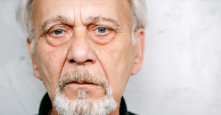 "Opa alleen gelaten in het hotel: de familie dacht dat ze ermee wegkwamen"