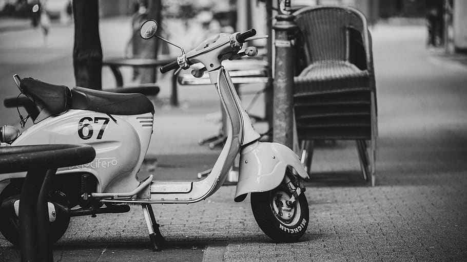 Stof van de tijd en glans van herinnering: hoe hij de auto van zijn vader weer tot leven bracht
