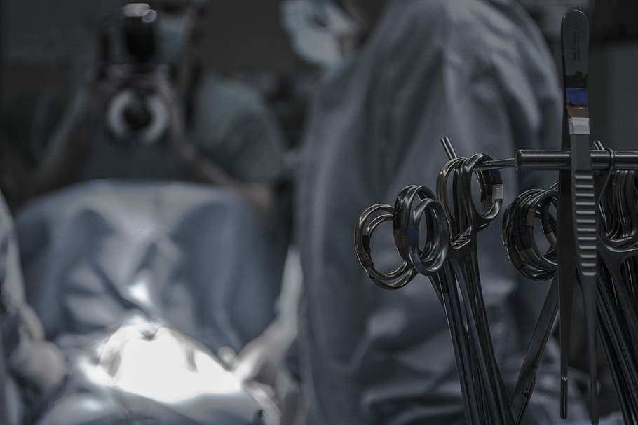 Soms komt de pijn niet door de diagnose, maar door verraad. Maar juist op zulke momenten ontdekt iemand wie hij werkelijk is.