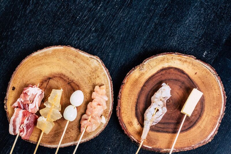 Feestmaal op een lege tafel: hoe zij een droomdiner maakte van bijna niets