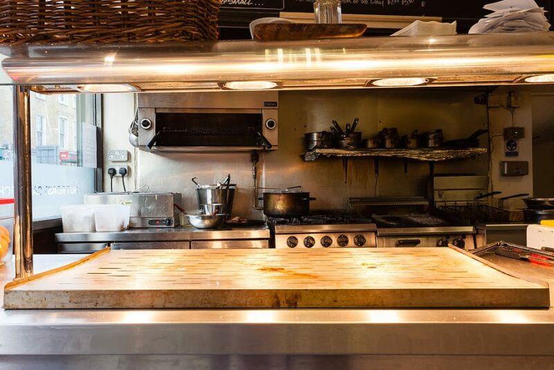 Nieuw Huis, Nieuwe Vrienden: Een Hartverwarmend Buurtverhaal