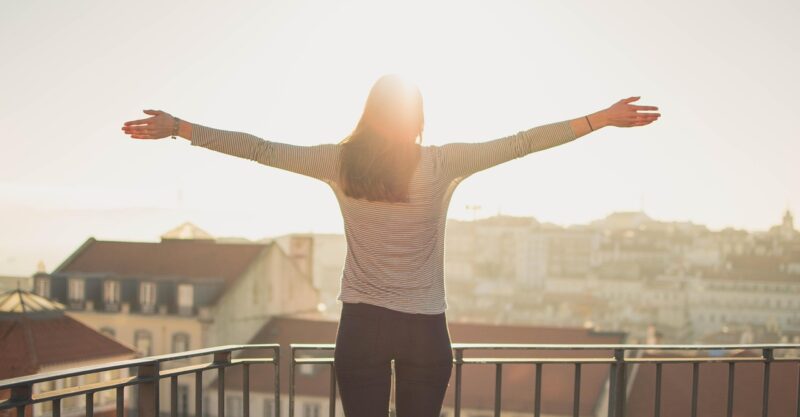Waardevolle Waardekast: Het Ontwaarderen van een Inspirerende Ontwaarderaar... De Waardekast van de Ontwaarderaar