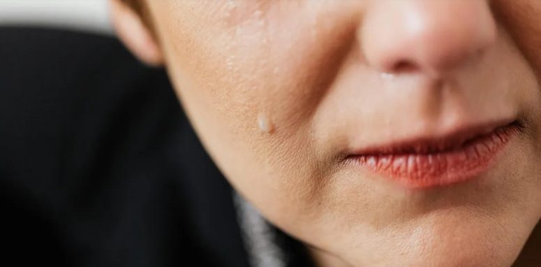 Mijn zus leende mijn huisfonds voor haar bruiloft – wat ze daarna deed, liet me sprakeloos achter