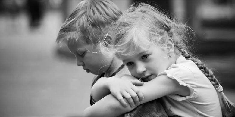 Ik heb mijn vrouw gescheiden nadat haar volwassen dochter mijn kinderen iets aandeed.