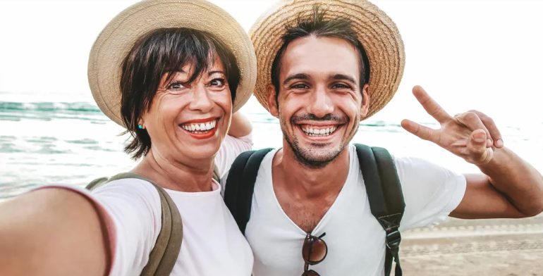 Mijn verloofde nodigde me uit voor een strandtrip met zijn moeder – als ik maar hun ware bedoelingen had geweten