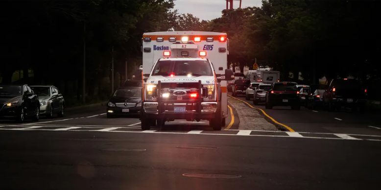 Mijn man maakte constant grapjes over dat ik niets deed, tot hij mijn briefje vond nadat ik door de ambulance was meegenomen.