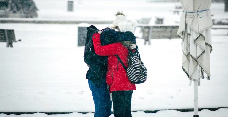 13 jaar geleden zag ik mijn dochter voor het laatst, vandaag kreeg ik een kerstbrief van haar – mijn verhaal
