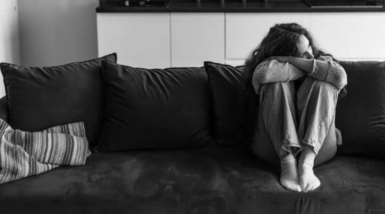 De serveerster zei tegen mij en mijn kleinzoon dat we het café moesten verlaten – enkele ogenblikken later veranderde ons leven.