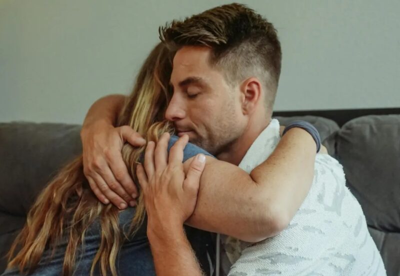 Ik ontmoette mijn biologische moeder 25 jaar nadat ze mij ter adoptie had gegeven, en daarna ontmoette ik mijn biologische vader – dat veranderde mijn hele leven.