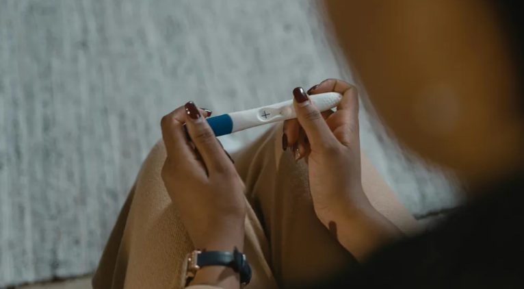 Ik heb mijn tweelingzonen alleen opgevoed – maar toen ze 16 werden, kwamen ze terug van hun college-programma en zeiden ze dat ze niets meer met mij te maken wilden hebben.
