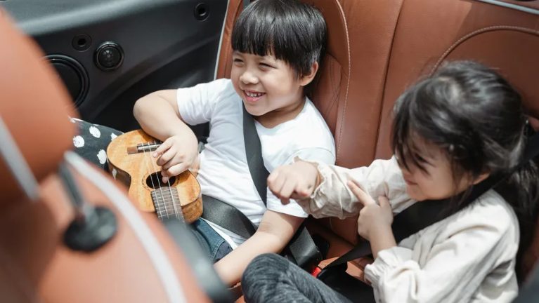 Nadat we ons langverwachte baby'tje verloren hadden, bad ik om een teken – toen hoorde ik een pasgeborene huilen achter een vuilcontainer.