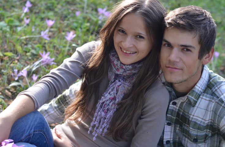Mijn vader verliet mijn moeder met 10 kinderen voor een jongere vrouw uit de kerk – 10 jaar later belde hij mijn moeder om weer een gezin te worden, maar ik heb hem een lesje geleerd