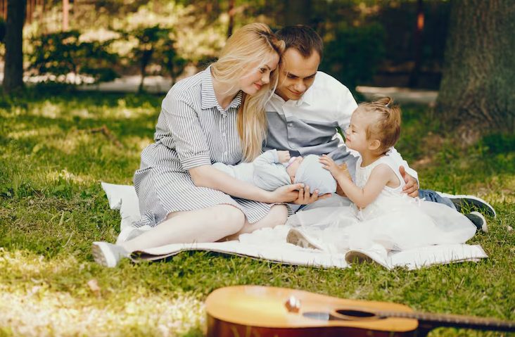 De wensmoeder weigerde de baby aan te nemen die ik voor haar heb gedragen – de reden vernietigde bijna drie gezinnen.