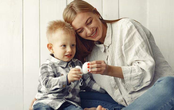 Mijn schoonmoeder heeft me met mijn pasgeboren baby op straat gezet – maar later kwam ze huilend terug en smeekte me om vergiffenis