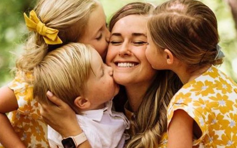 De bedoelde moeder weigerde de baby die ik voor haar gedragen had aan te nemen – de reden dreigde drie families te vernietigen.