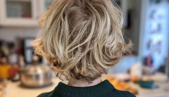 Op mijn bruiloft kwam mijn zus binnen met mijn verloofde en zei: „Verrassing! Wij gaan in plaats daarvan trouwen!” – Ze had geen idee dat ze recht in mijn plan liep.